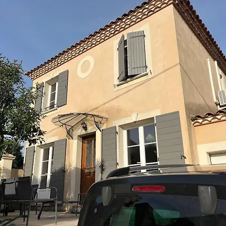 Villa Fouillaquet Avec Piscine Calvisson