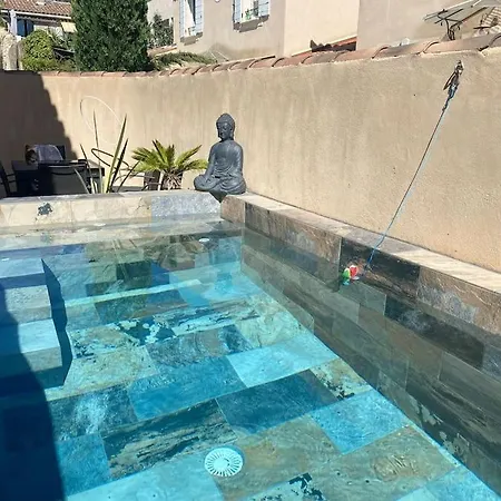 Fouillaquet Avec Piscine Calvisson